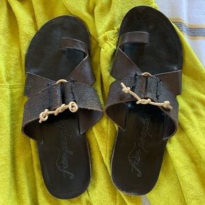 Free People size 39 sandals